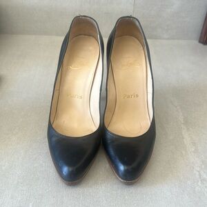 Authentic Christian Louboutin black classy heels